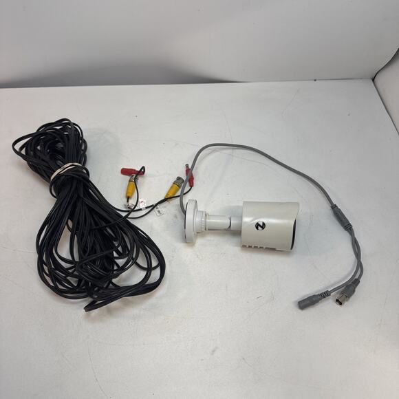 Night Owl CM-DP8L-B-V2 4K Wired Security Add-on Spotlight Camera Sun Faded @ - Picture 1 of 4
